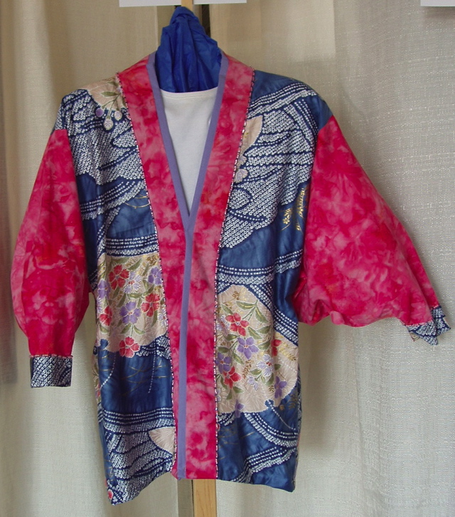 W 09 Garment Evelyn Gorrindo - Kaleidoscope Kimono